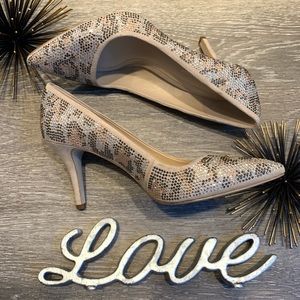 BCBGENERATION Grenah Pump